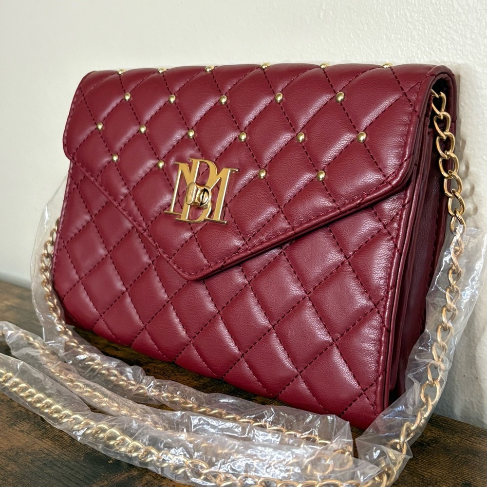 Badgley Mischka Burgundy Quilted Chain Crossbody NWT - Picture 3 of 9